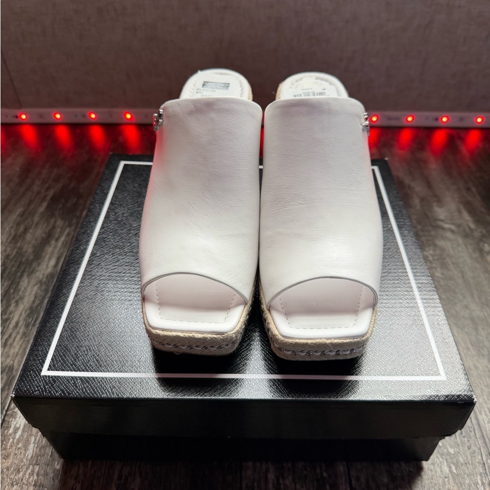Karl Lagerfeld White Women's Mules